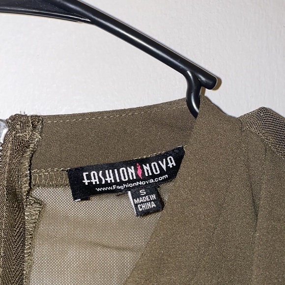 S FASHION NOVA DRESS - Picture 4 of 4